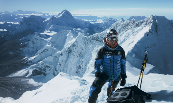 Comarch – We Go the Extra Mile. Europe’s IT Leader Sponsors Andrzej Bargiel’s New Expedition